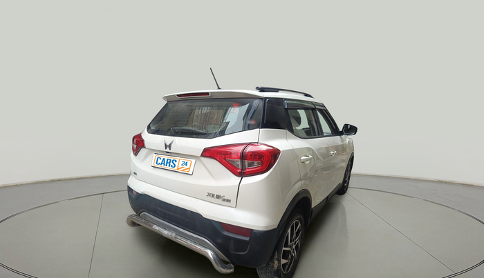 2022 Mahindra XUV300 W8 (O) 1.2 PETROL, Petrol, Manual, 92,877 km, exterior