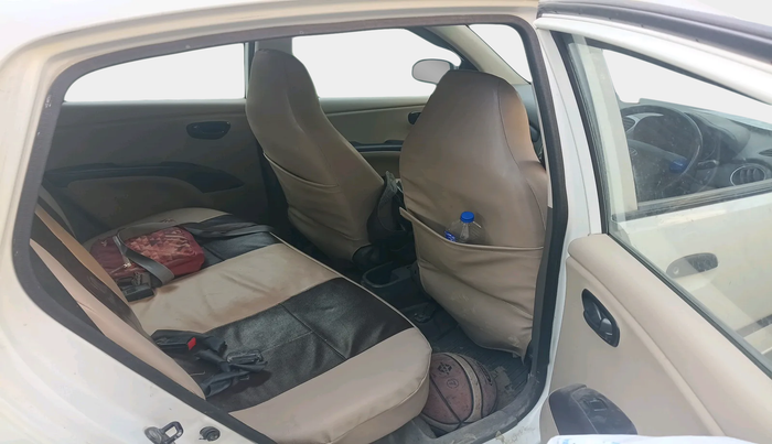 2014 Hyundai i10 MAGNA 1.1, Petrol, Manual, 66,477 km, interior