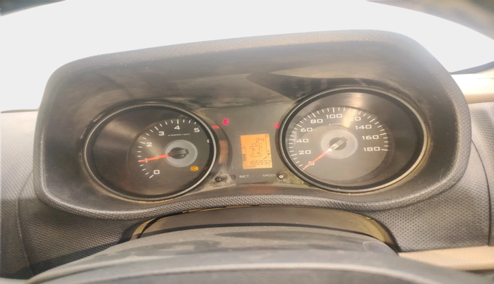 2015 Mahindra TUV300 T4, Diesel, Manual, 1,55,932 km, interior