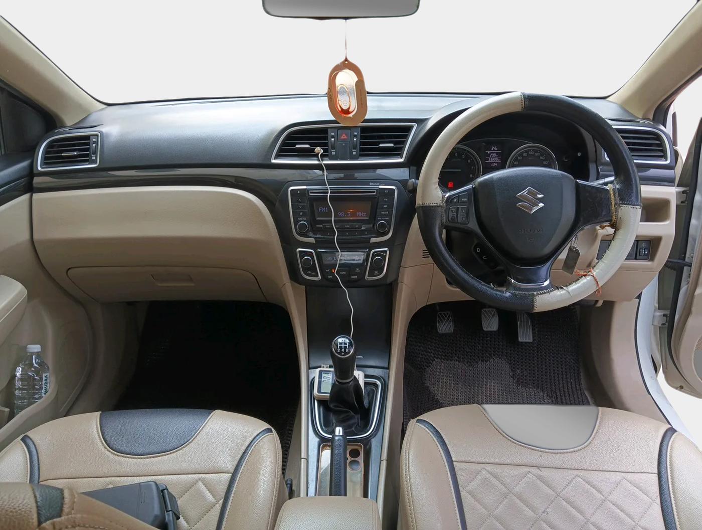 2015 Maruti Ciaz VXI+, Petrol, Manual, 65,899 km, interior