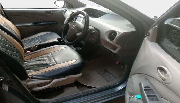 2016 Toyota Etios GD, Diesel, Manual, 1,88,898 km, interior