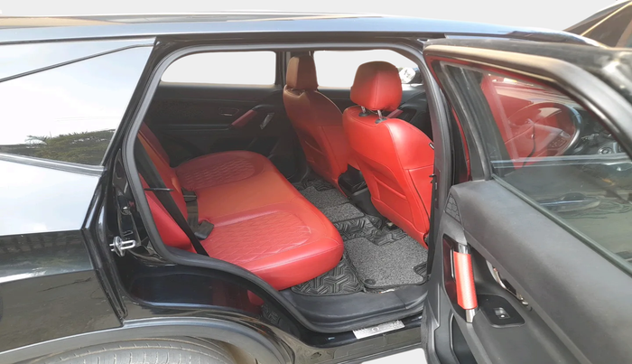 2023 Tata Harrier XZA + O 2.0L RED DARK EDITION 5 STR, Diesel, Automatic, 48,756 km, interior