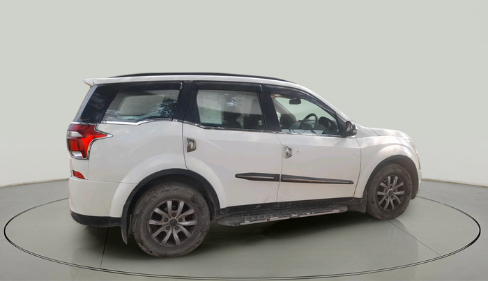 2021 Mahindra XUV500 W9, Diesel, Manual, 91,661 km, exterior