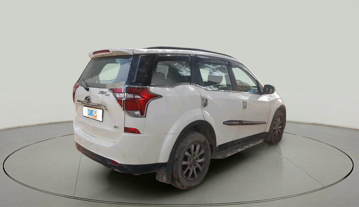 2021 Mahindra XUV500 W9, Diesel, Manual, 91,661 km, exterior