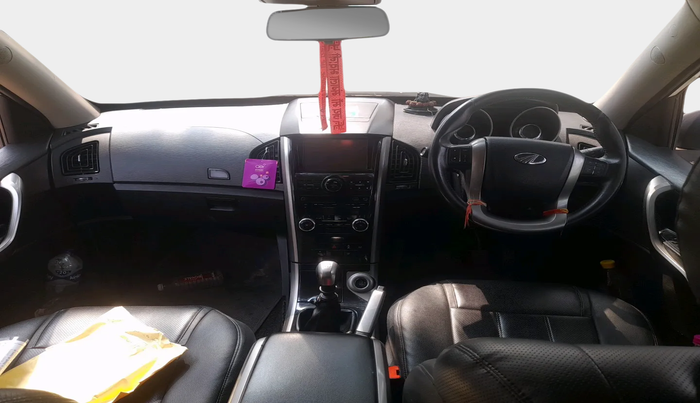 2021 Mahindra XUV500 W9, Diesel, Manual, 91,661 km, interior