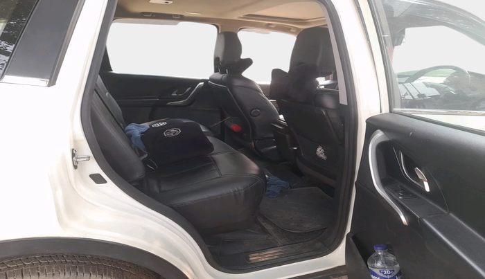2021 Mahindra XUV500 W9, Diesel, Manual, 91,661 km, interior