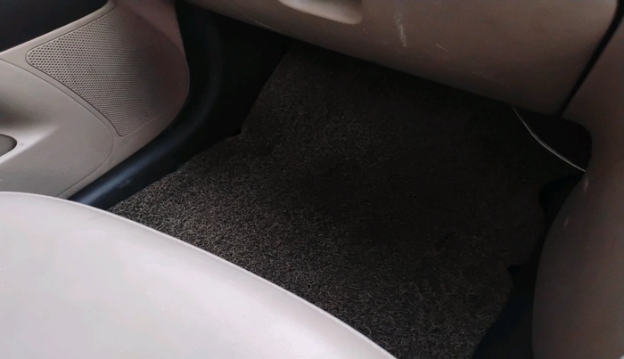 2010 Hyundai i10 MAGNA 1.2, Petrol, Manual, 1,05,584 km, interior