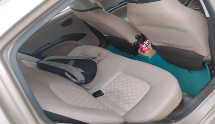 2010 Hyundai i10 MAGNA 1.2, Petrol, Manual, 1,05,584 km, interior