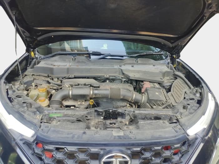 2022 Tata Safari XZA PLUS DARK EDITION, Diesel, Automatic, 1,00,000 km, exterior