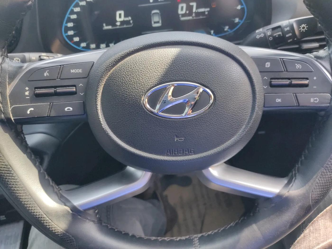 2023 Hyundai NEW I20 ASTA 1.2 MT, Petrol, Manual, 38,975 km, interior