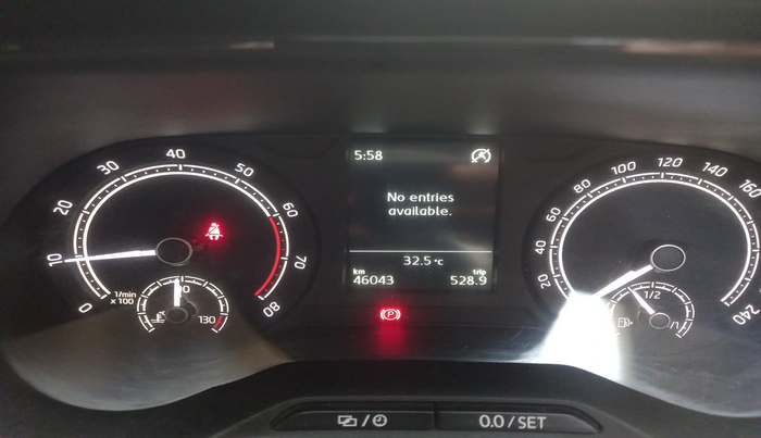 2022 Skoda SLAVIA STYLE 1.0L TSI MT, Petrol, Manual, 46,043 km, interior