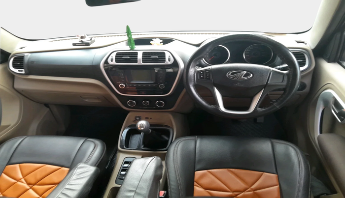 2018 Mahindra TUV300 T8, Diesel, Manual, 68,758 km, interior