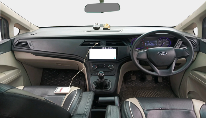 2019 Mahindra MARAZZO M2 7STR, Diesel, Manual, 30,886 km, interior