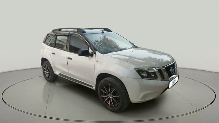 2017 Nissan Terrano XL (D), Diesel, Manual, 1,52,802 km, exterior