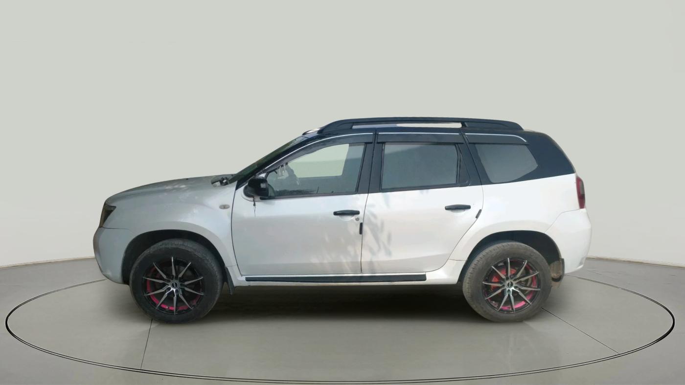2017 Nissan Terrano XL (D), Diesel, Manual, 1,52,802 km, exterior