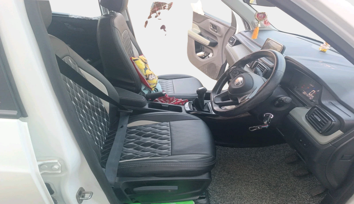 2025 Tata PUNCH Adventure Plus, Petrol, Manual, 4,945 km, interior