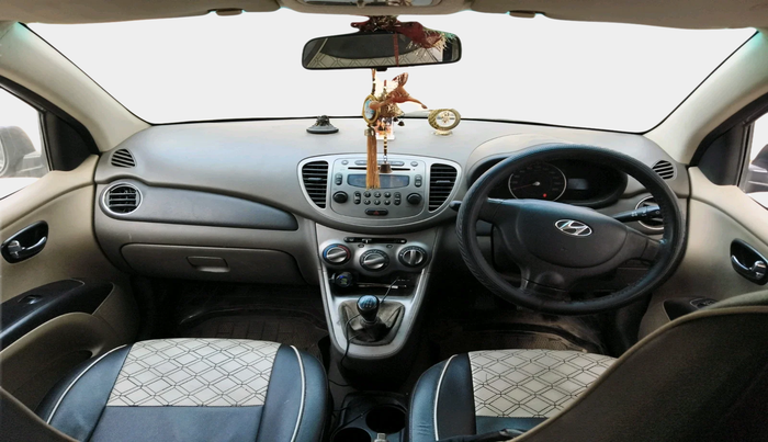 2012 Hyundai i10 SPORTZ 1.2, Petrol, Manual, 98,872 km, interior