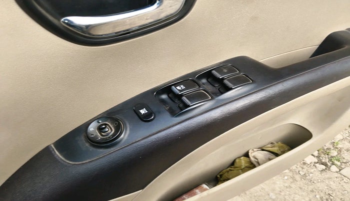 2012 Hyundai i10 SPORTZ 1.2, Petrol, Manual, 98,872 km, interior