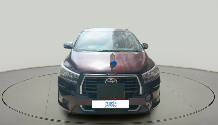 2017 Toyota Innova Crysta 2.4 G 7 STR, Diesel, Manual, 2,12,934 km, exterior