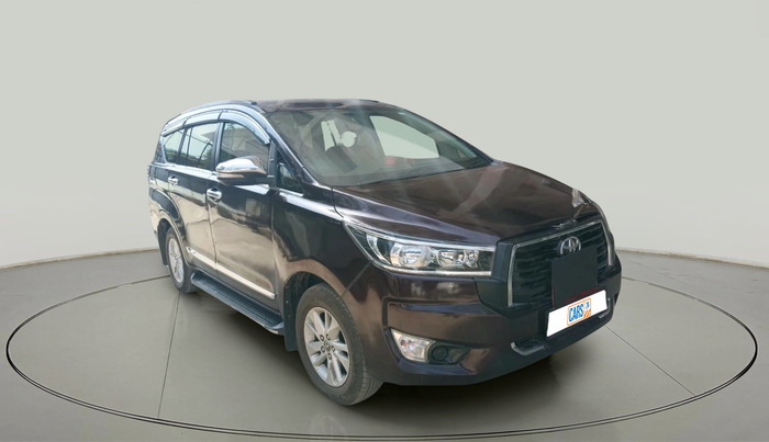 2017 Toyota Innova Crysta 2.4 G 7 STR, Diesel, Manual, 2,12,934 km, exterior