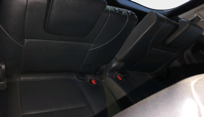 2016 Toyota Innova Crysta 2.4 ZX 7 STR, Diesel, Manual, 2,04,034 km, interior