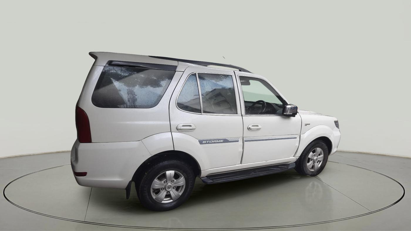 2016 Tata Safari Storme 2.2 VX 4X2, Diesel, Manual, 1,81,141 km, exterior