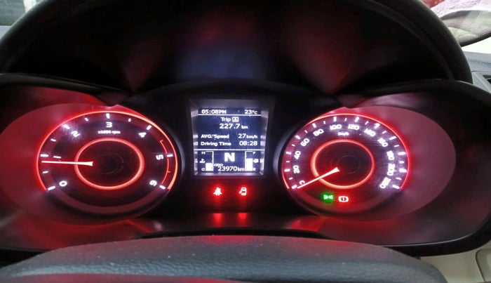 2024 Mahindra XUV 3XO MX3 1.5 Turbo Diesel, Diesel, Manual, 23,970 km, interior