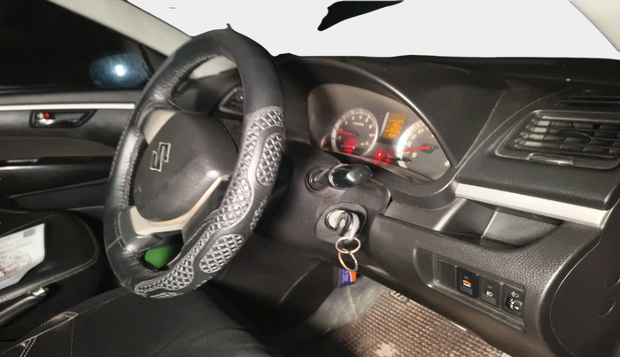 2015 Maruti Swift VXI, Petrol, Manual, 75,072 km, interior