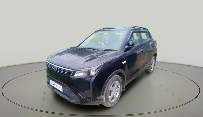 2022 Mahindra XUV300 W6 1.2 PETROL, Petrol, Manual, 26,142 km, exterior
