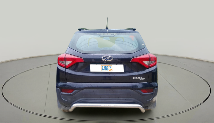 2022 Mahindra XUV300 W6 1.2 PETROL, Petrol, Manual, 26,142 km, exterior