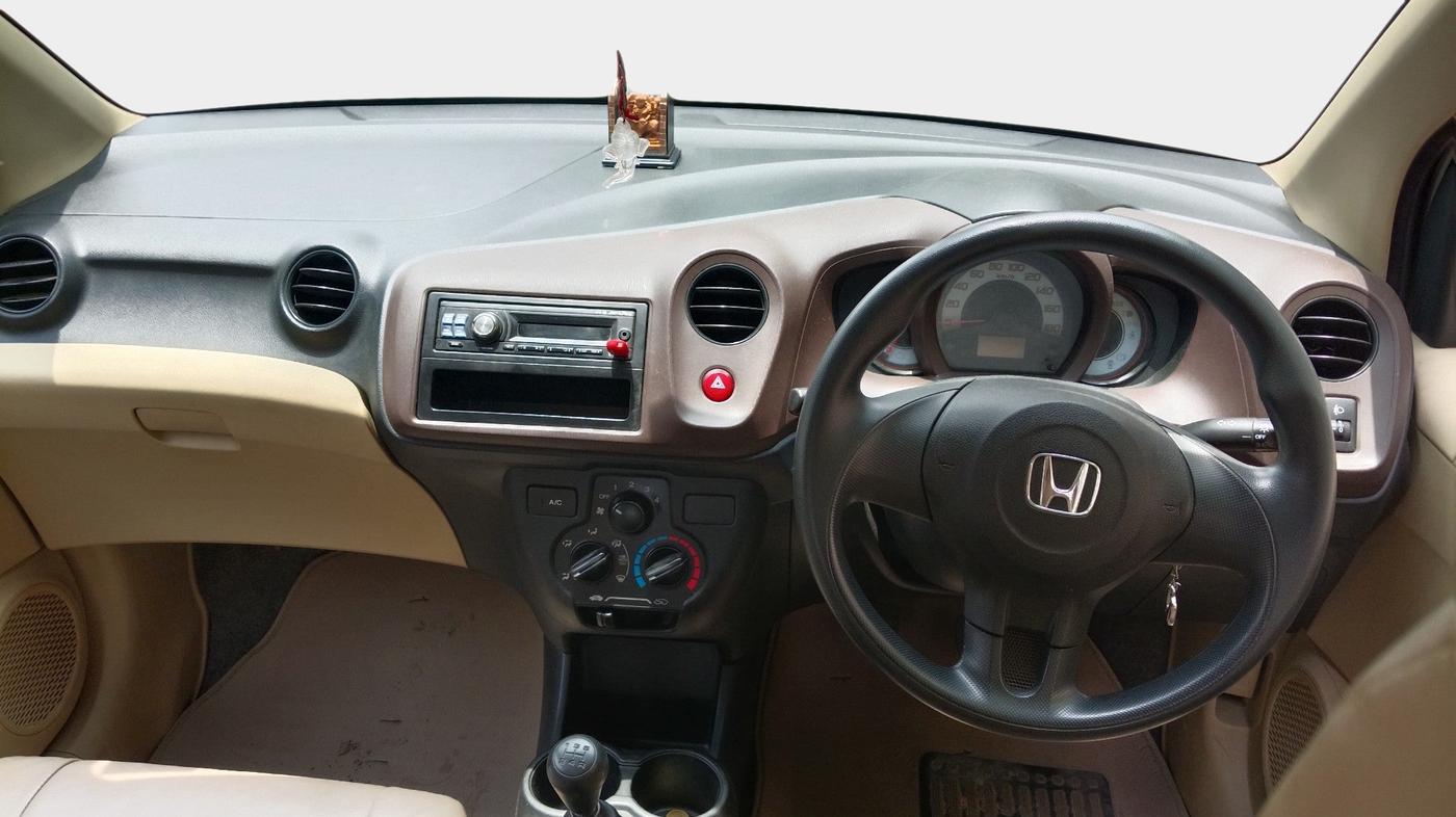 2013 Honda Brio EX MT, Petrol, Manual, 24,939 km, interior