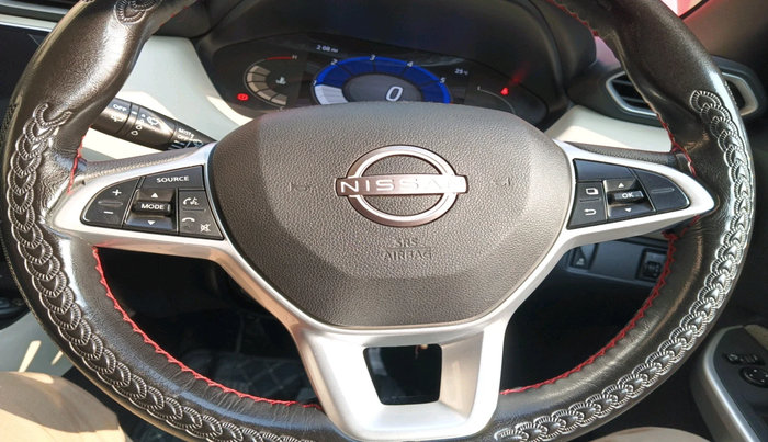 2023 Nissan MAGNITE XV MT, Petrol, Manual, 15,177 km, interior