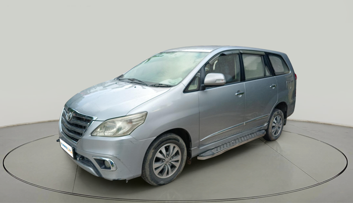 2015 Toyota Innova 2.5 VX 7 STR, Diesel, Manual, 1,71,840 km, exterior