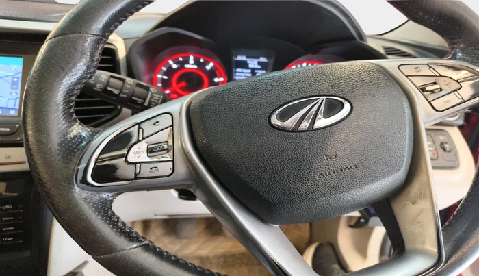 2019 Mahindra XUV300 W8 (O) 1.5 DIESEL, Diesel, Manual, 1,27,023 km, interior