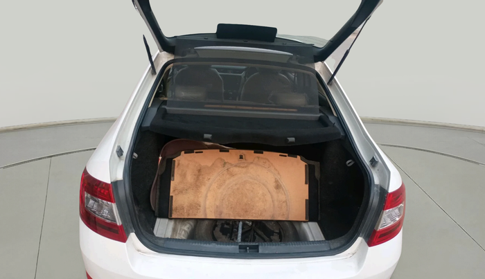 2015 Skoda Octavia ELEGANCE 2.0 TDI AT, Diesel, Automatic, 85,741 km, exterior