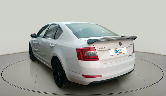 2015 Skoda Octavia ELEGANCE 2.0 TDI AT, Diesel, Automatic, 85,741 km, exterior