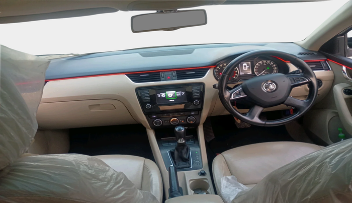 2015 Skoda Octavia ELEGANCE 2.0 TDI AT, Diesel, Automatic, 85,741 km, interior