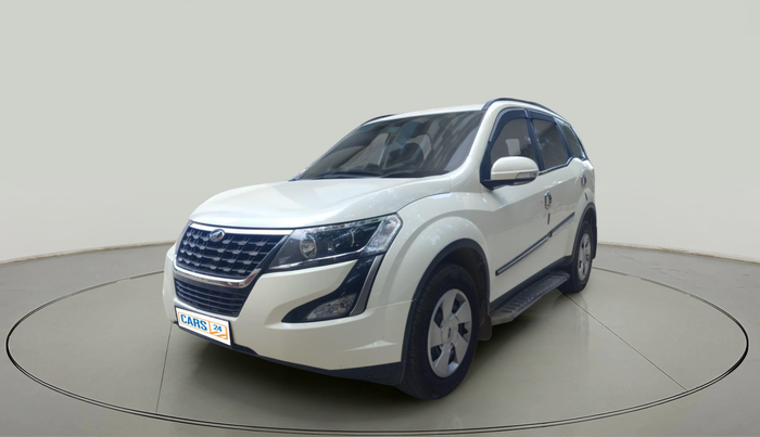 2020 Mahindra XUV500 W7, Diesel, Manual, 94,723 km, exterior
