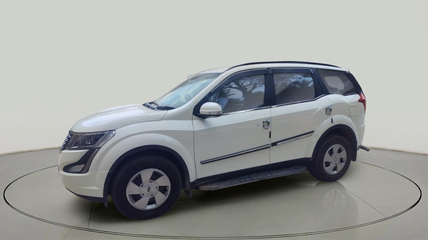 2020 Mahindra XUV500 W7, Diesel, Manual, 94,723 km, exterior