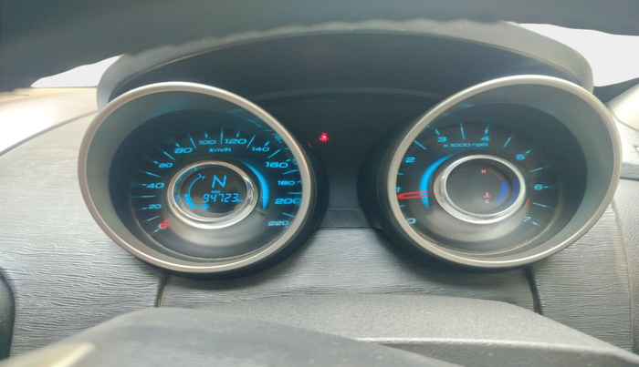 2020 Mahindra XUV500 W7, Diesel, Manual, 94,723 km, interior