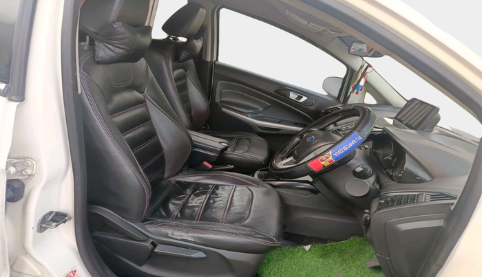 2015 Ford Ecosport TITANIUM 1.5L DIESEL (OPT), Diesel, Manual, 1,15,513 km, interior