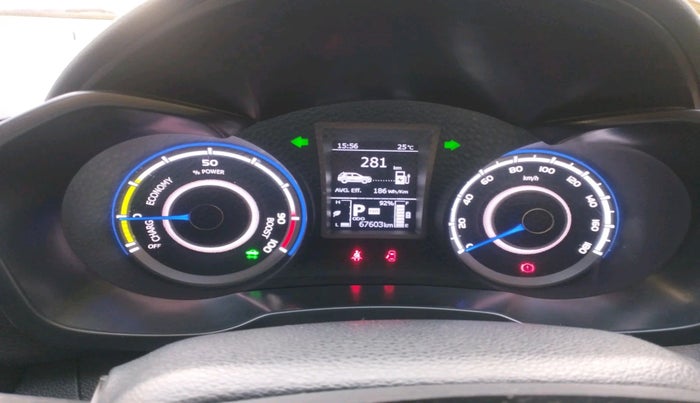 2023 Mahindra XUV400 EL 7.2 KW, Electric, Automatic, 67,603 km, interior