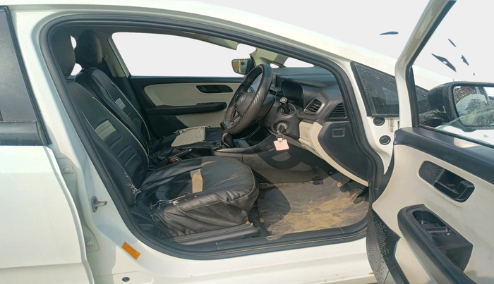 2021 Tata ALTROZ XE PETROL, Petrol, Manual, 53,103 km, interior