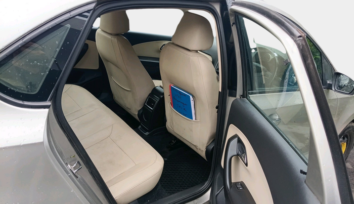 2017 Skoda Rapid STYLE 1.5 TDI, Diesel, Manual, 1,40,667 km, interior