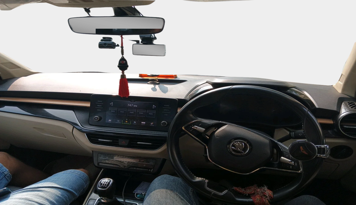 2023 Skoda SLAVIA STYLE 1.0L TSI MT, Petrol, Manual, 55,630 km, interior