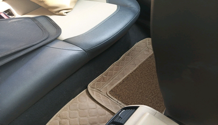 2023 Skoda SLAVIA STYLE 1.0L TSI MT, Petrol, Manual, 55,630 km, interior