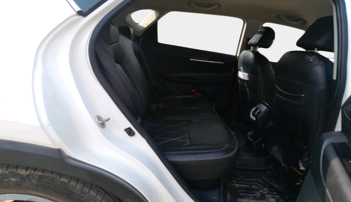 2022 KIA SONET HTK 1.5, Diesel, Manual, 1,13,622 km, interior