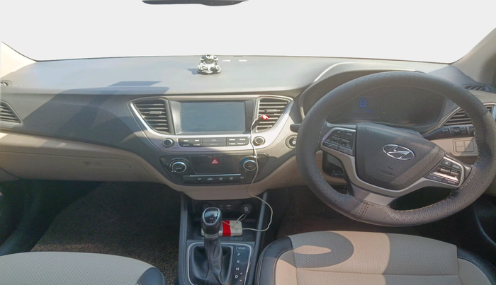 2019 Hyundai Verna 1.6 CRDI SX + AT, Diesel, Automatic, 49,114 km, interior