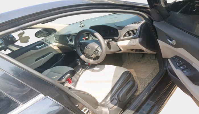 2019 Hyundai Verna 1.6 CRDI SX + AT, Diesel, Automatic, 49,114 km, interior