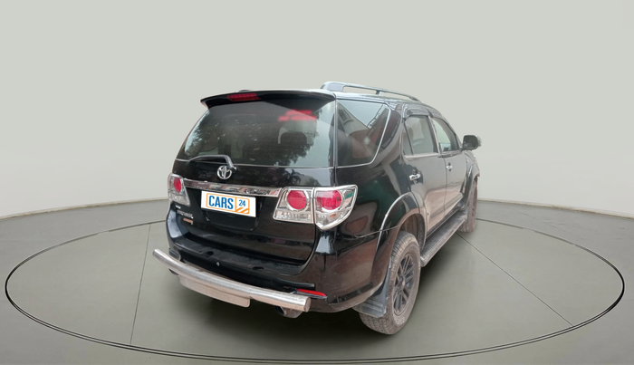 2010 Toyota Fortuner 3.0 4X4 MT, Diesel, Manual, 1,98,014 km, exterior